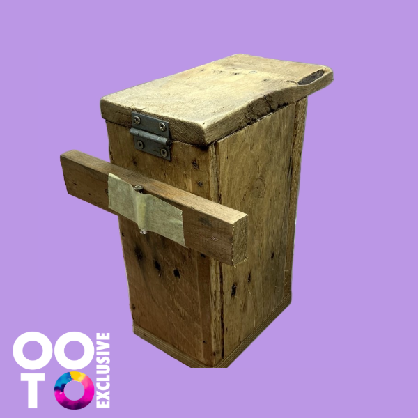 Handmade Wooden Bird Nesting Boxes | 2 Sizes