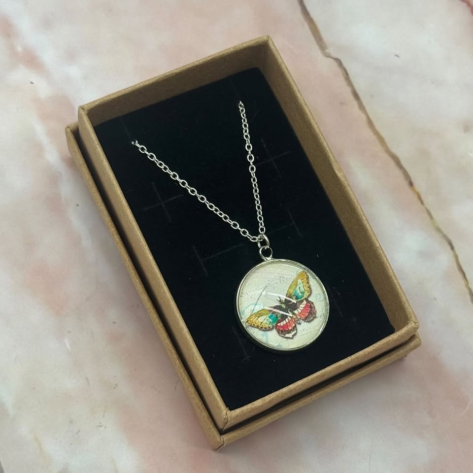 Pendant Necklaces | Glass Cabochon | Various Designs