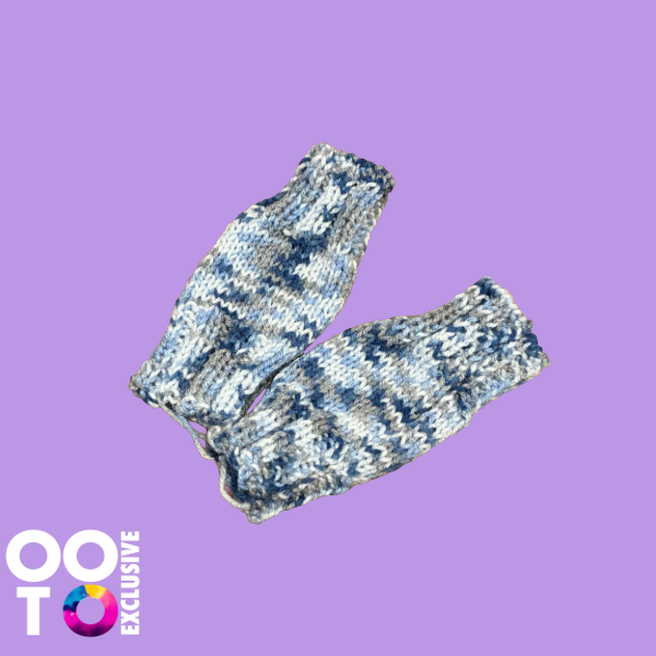 Handmade Acrylic Wool Childrens Wrist Warmers | Various Colours & Sizes