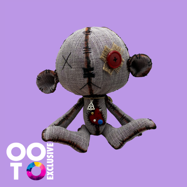 Evo | Hand Sewn | Fabric Gothic Decoration | Varius Colours & Sizes