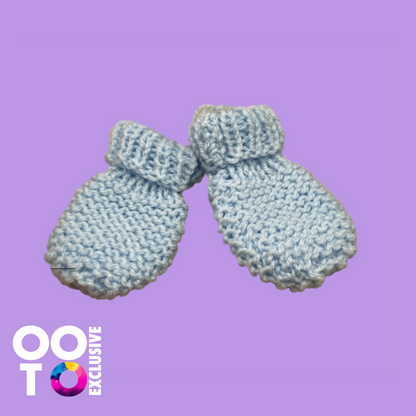 Hand Knitted Baby Hats, Mitts & Bootees | Various Colours