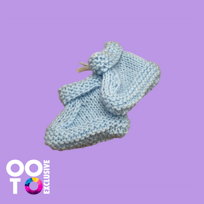 Hand Knitted Baby Hats, Mitts & Bootees | Various Colours