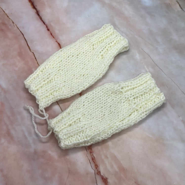 Handmade Acrylic Wool Childrens Wrist Warmers | Various Colours & Sizes
