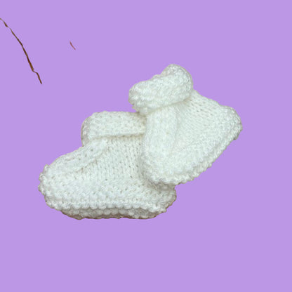 Hand Knitted Baby Hats, Mitts & Bootees | Various Colours
